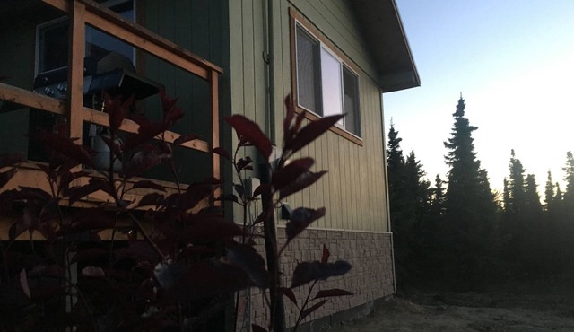 Stampede Cottage - Comfortable accomodations in the heart of Alaska