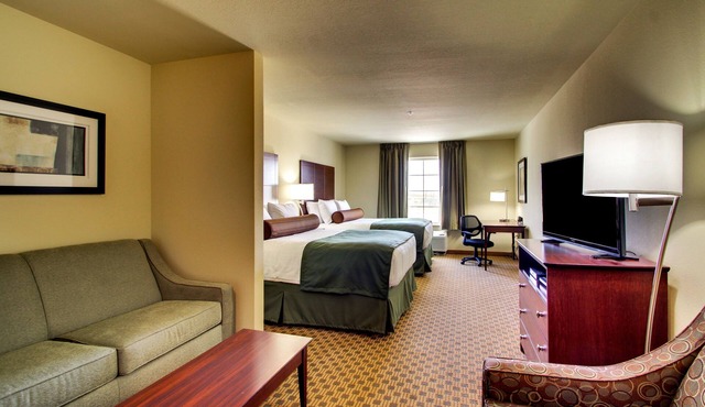 Stanton Inn & Suites