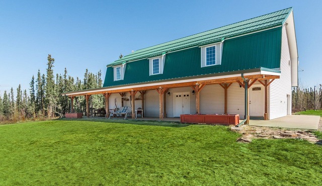 Stunning home with tons of amenities. Northern Light Views from windows!