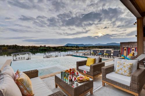 Sunset Oaks I with Concierge Services