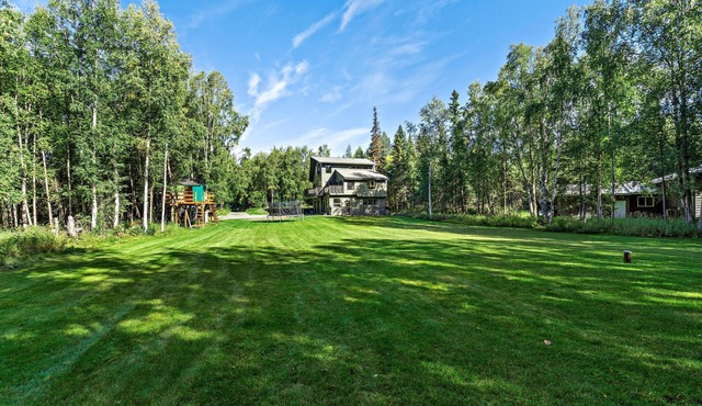Sweet Little Alaskan Studio Getaway