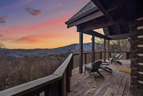 The Bearbnb High Country