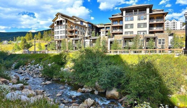 Top Floor Mountain Retreat, Prime Location to WP Base Village, Trestle Bike Park