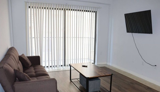 TP 207 Luckey · Spacious 2 Bedroom ATX Condo! GREAT location!