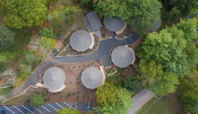 Tree House 4 at Springdale: Resort Home with Golf and Pool Access!