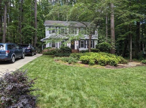 Tree-Lined Durham Escape w Chefs Kitchen