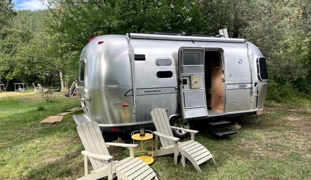 Unforgettable Glamping Escapes in this Cool Airstream on the Pecos River, New Mexico