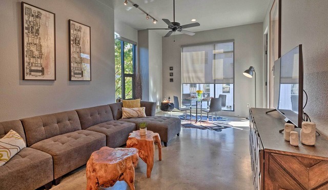 Urban Escape in SoLA w/Private Patio!