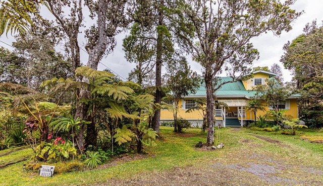 Volcano's Ohana House Popular Rainforest Hideaway Sleeps 8
