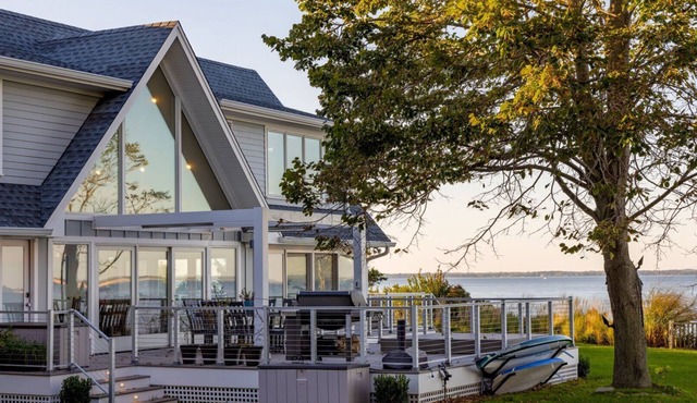 Waterfront Hampton Bays Home, private beach, outdoor deck, perfect for families