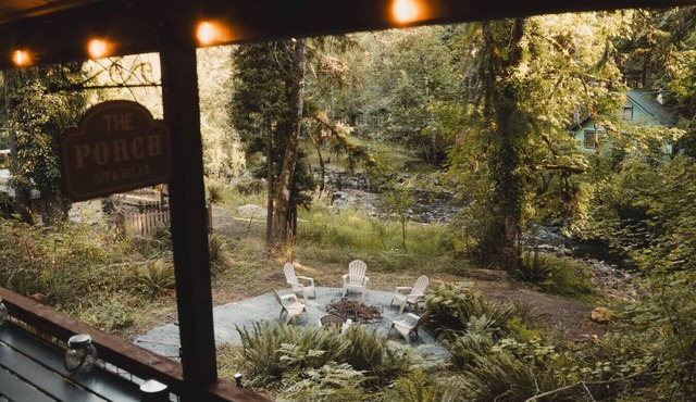 Waterfront-Hot Tub-Sauna-5 mi to Mt Rainier NP