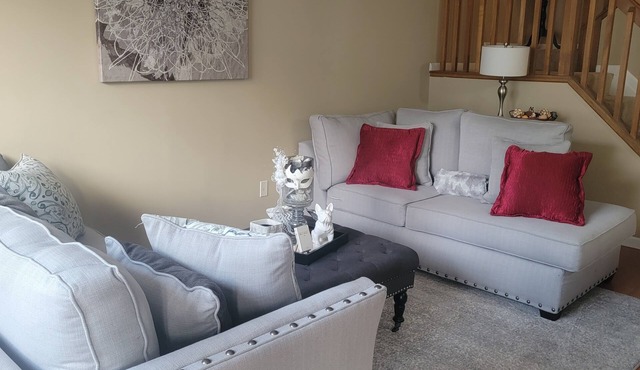 WELCOME! Easy living with comfy style.