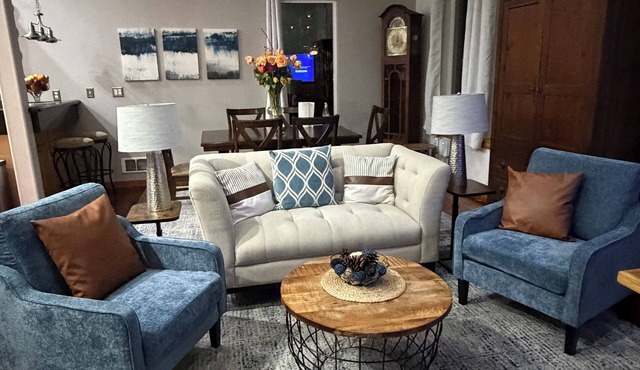 Welcoming 3-bedroom Craftsman house in Seattle perfect for your getaway