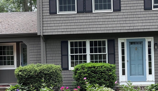 Wonderful 4-bedroom house in Kingston perfect for families.