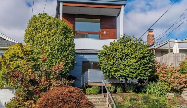 World Cup Home Near Seattle Stadium