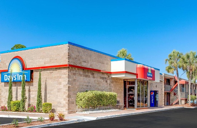 Days Inn 