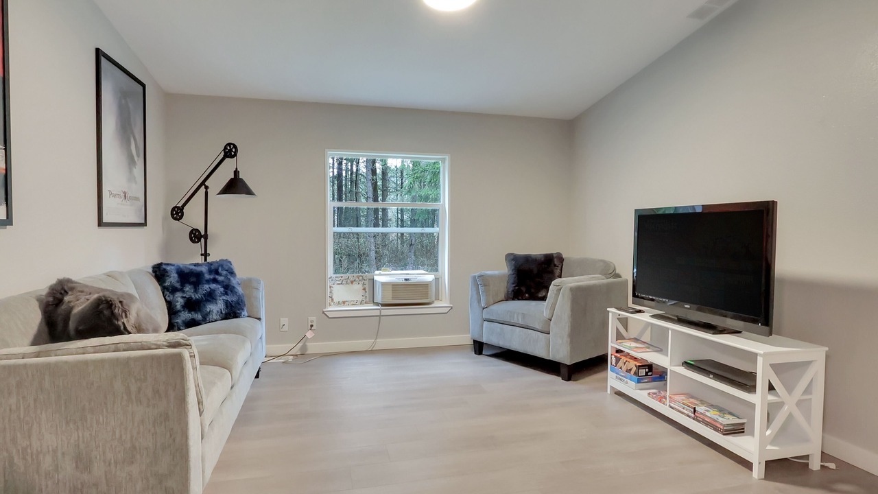 Photo of Livingroom in Eatonville