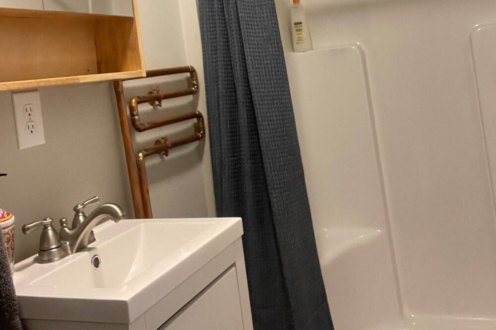 Photo of Bathroom in Healy