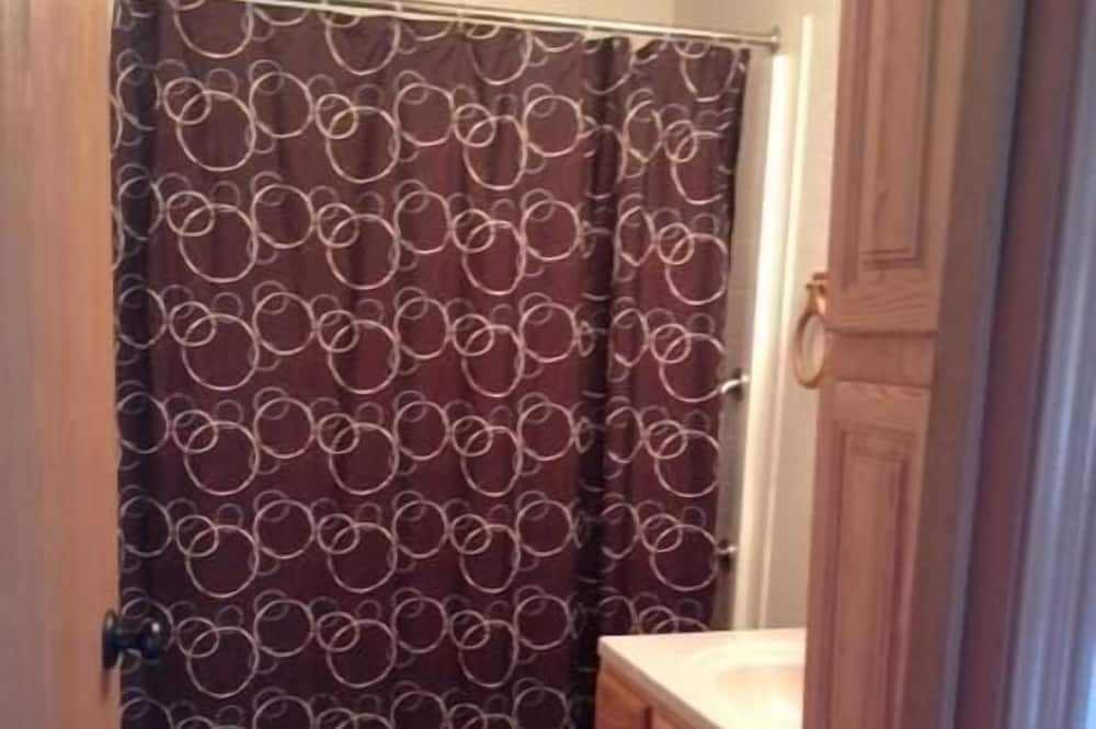 Photo of Bathroom in Ridgeway