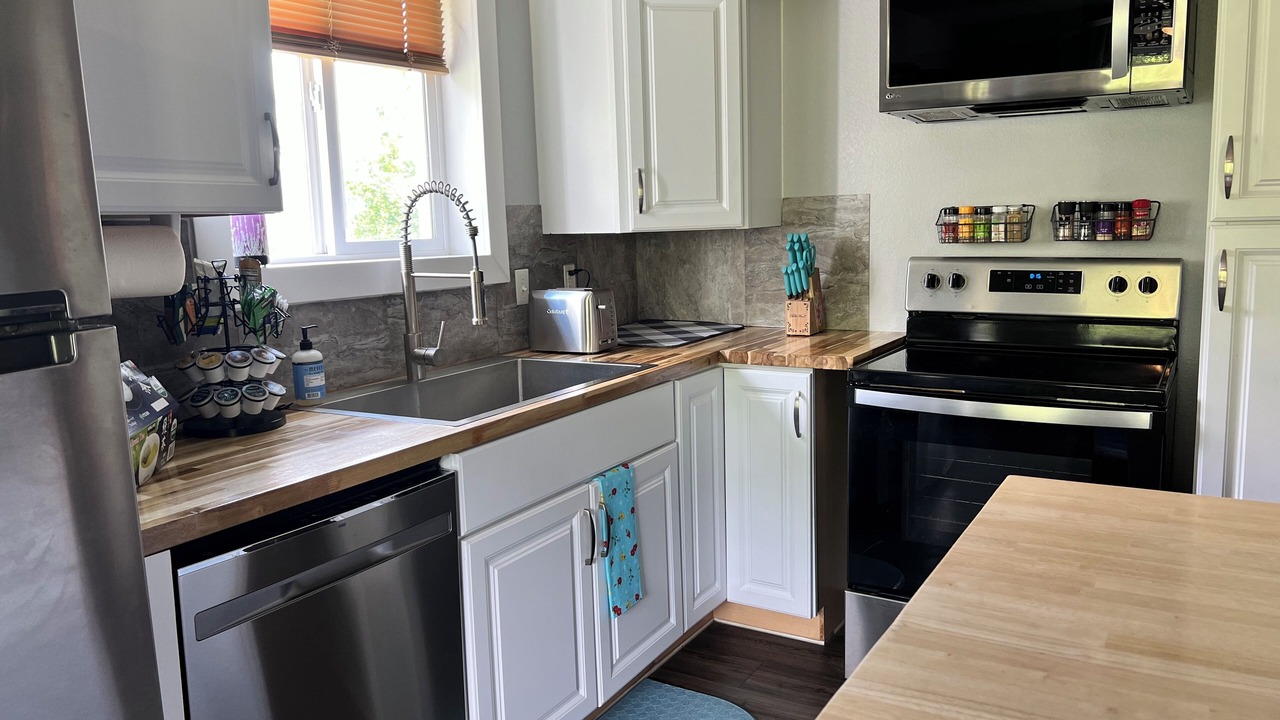 Photo of Kitchen in Valdez