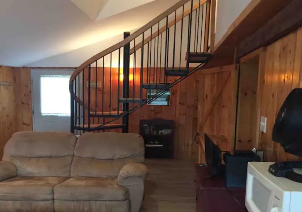 Photo of Livingroom in Oakland