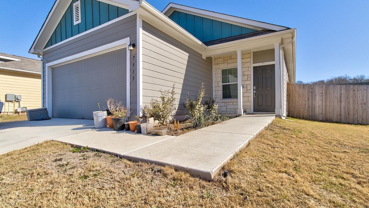 Photo of Outdoor in Del Valle