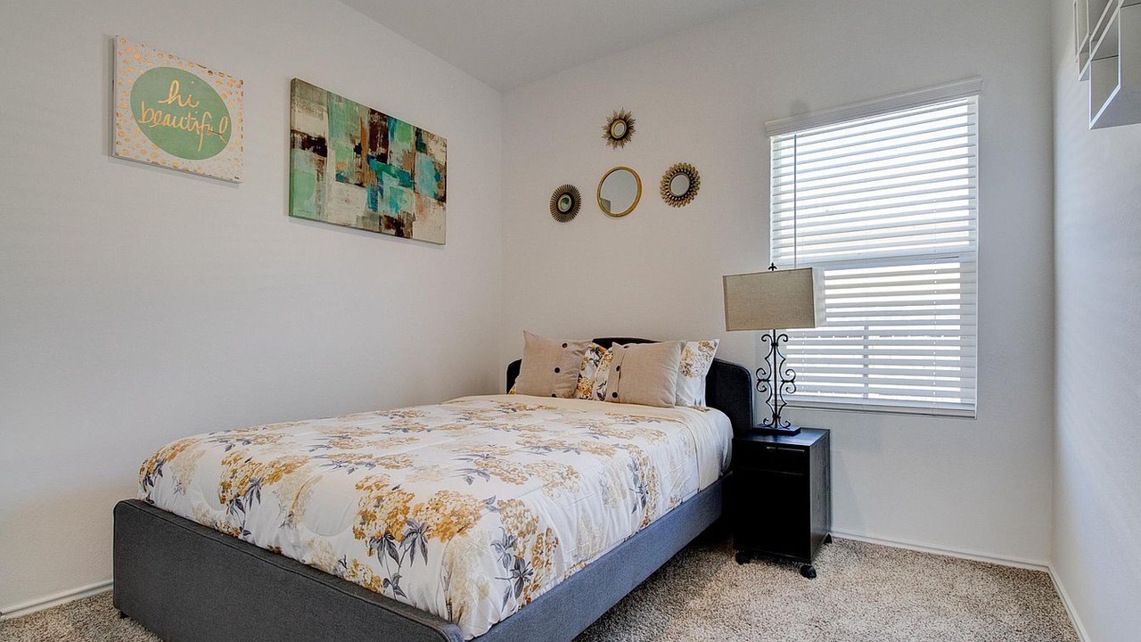 Photo of Bedroom in Del Valle