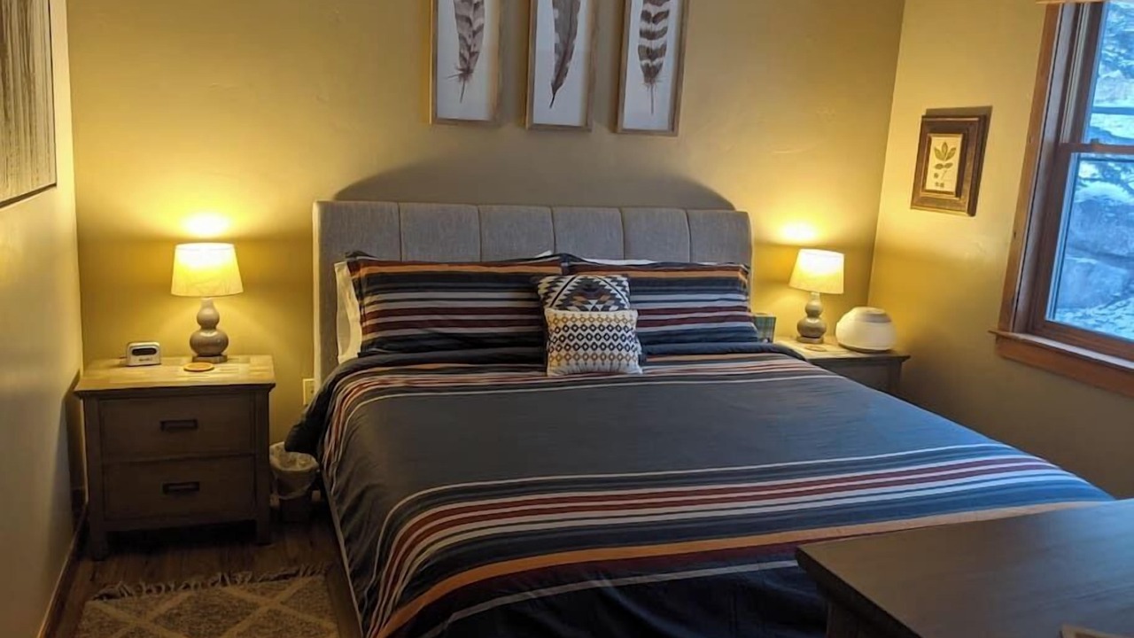 Photo of Bedroom in Historic District