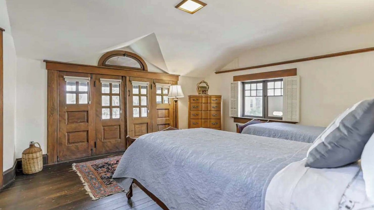 Photo of Bedroom in Old North Columbus