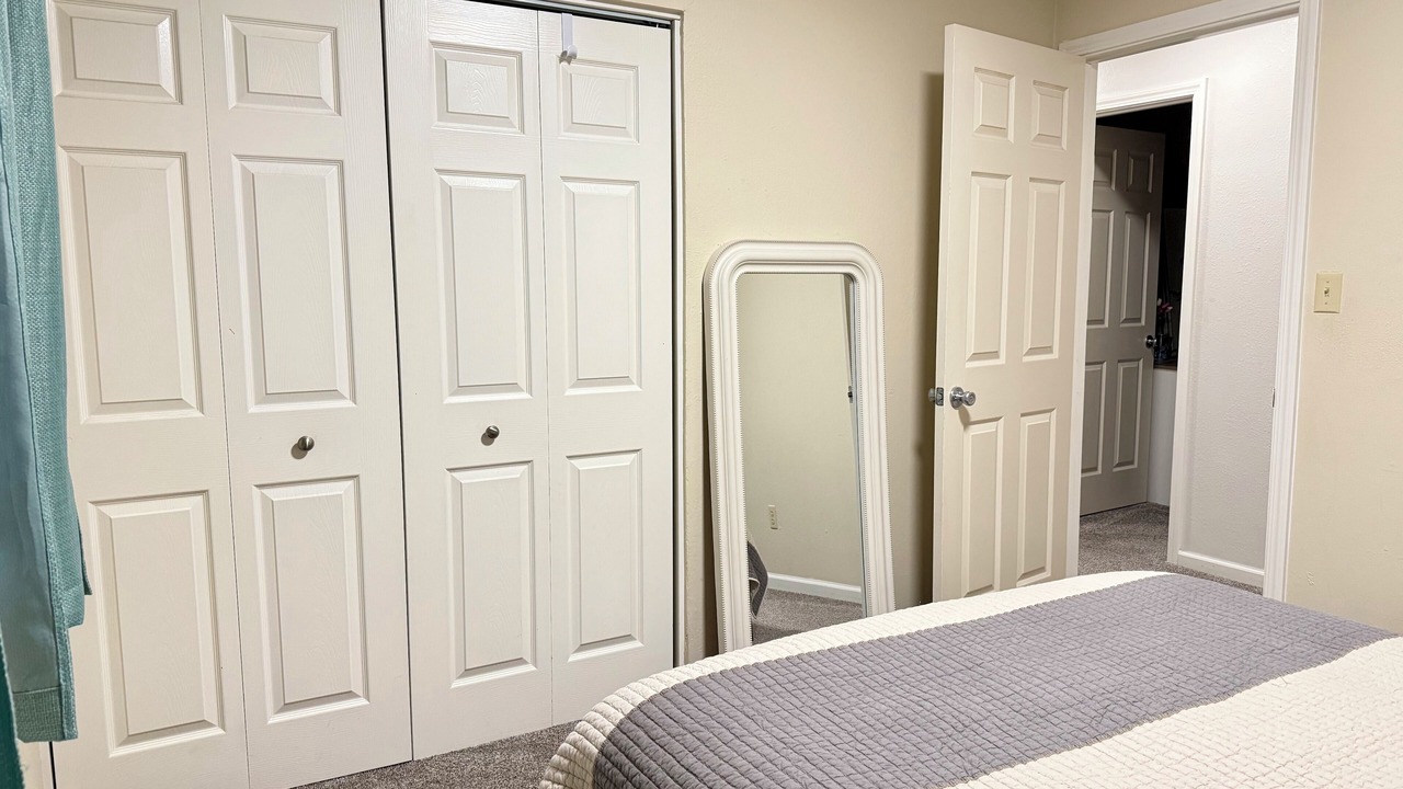 Photo of Bedroom in Tudor Area