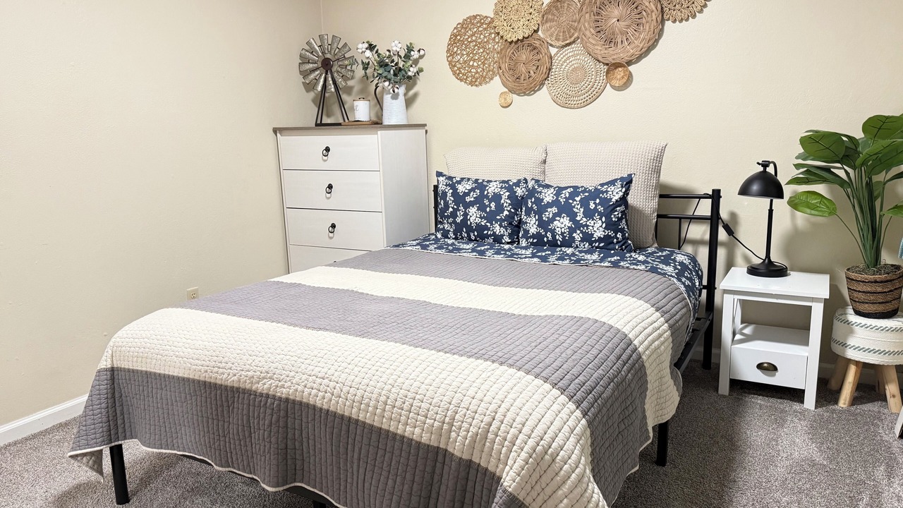 Photo of Bedroom in Tudor Area
