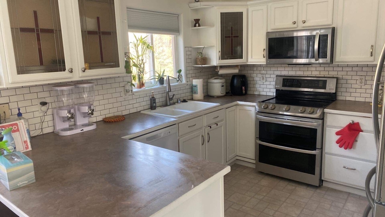 Photo of Kitchen in Bayshore - Klatt