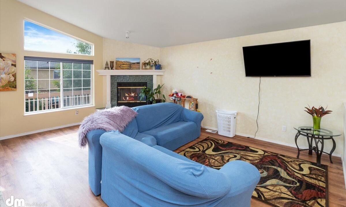 Photo of Livingroom in Huffman - O' Malley