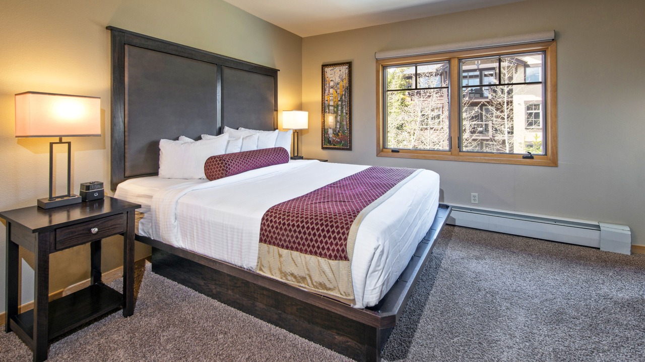 Photo of Bedroom in Four O'Clock