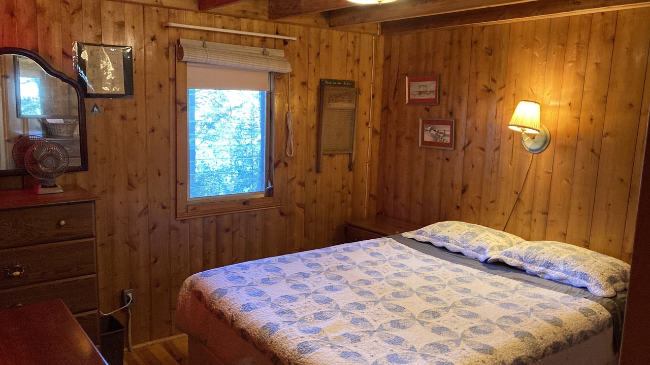 Photo of Bedroom in Oakland