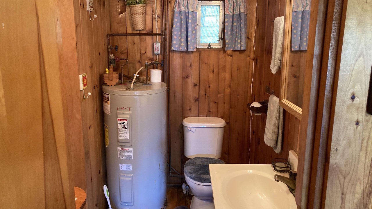 Photo of Bathroom in Oakland