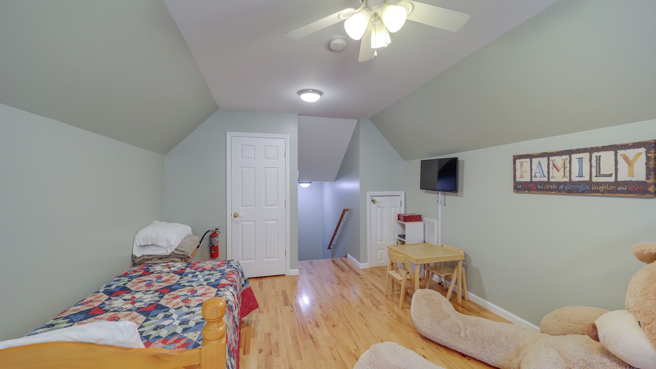 Photo of Bedroom in West Jefferson
