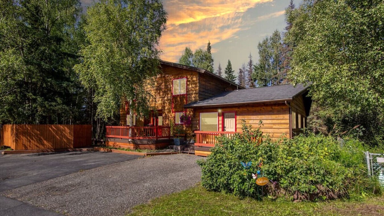 Photo of Outdoor in Taku - Campbell
