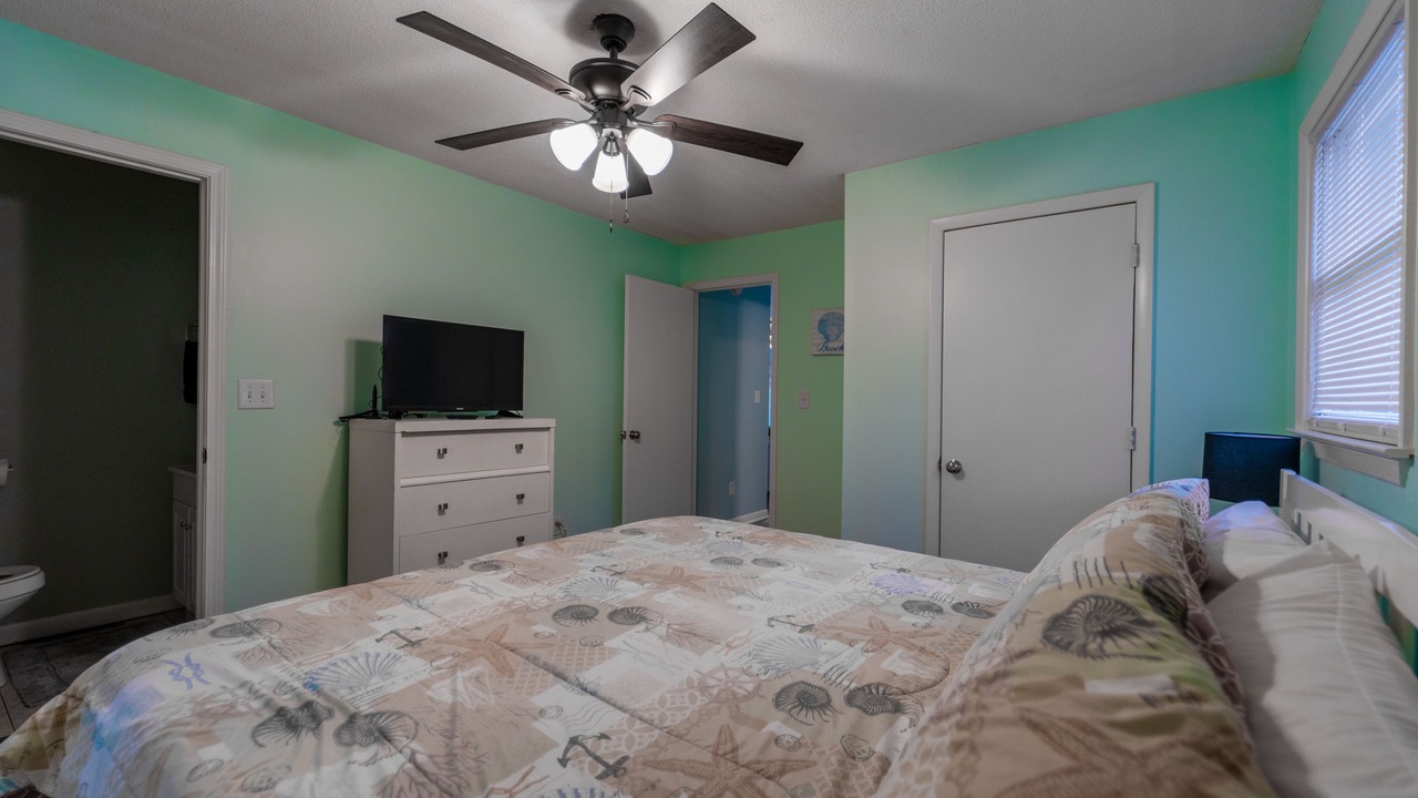 Photo of Bedroom in Tranquil Harbour