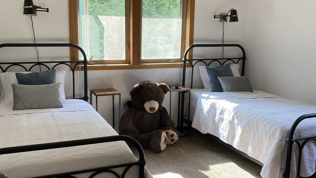 Photo of Bedroom in Juneau