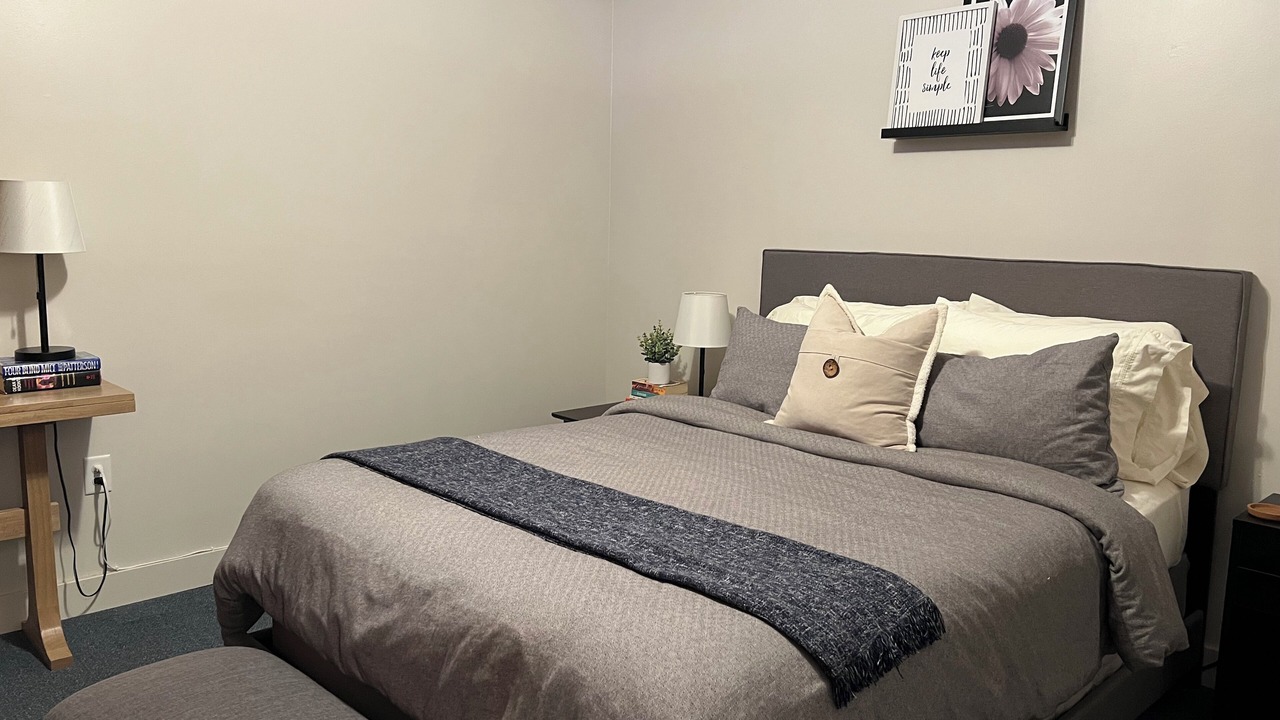 Photo of Bedroom in Sitka