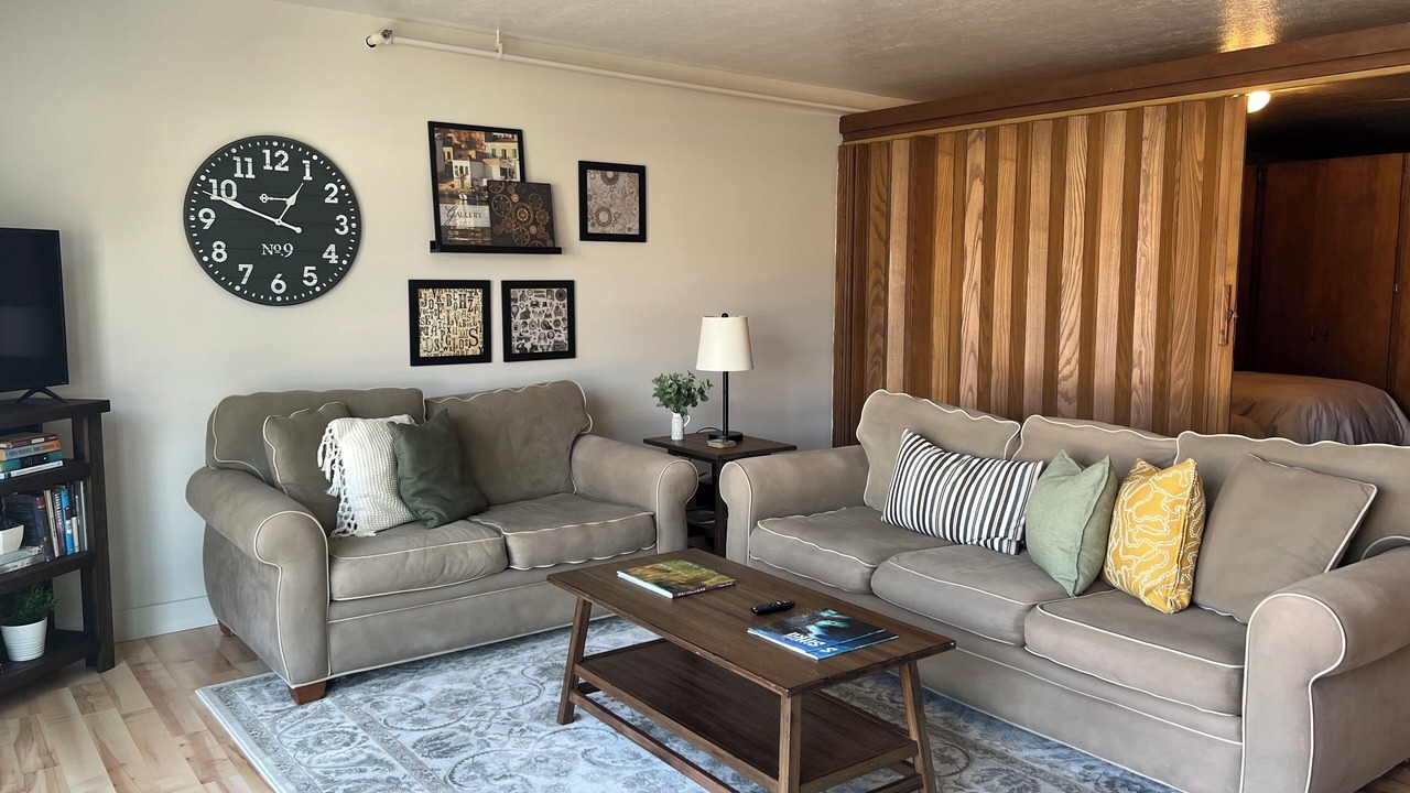 Photo of Livingroom in Sitka