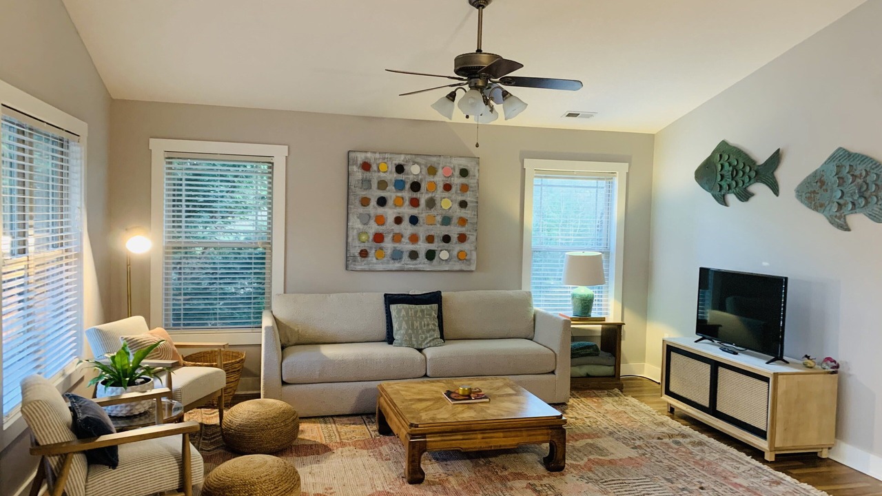 Photo of Livingroom in Woodfin
