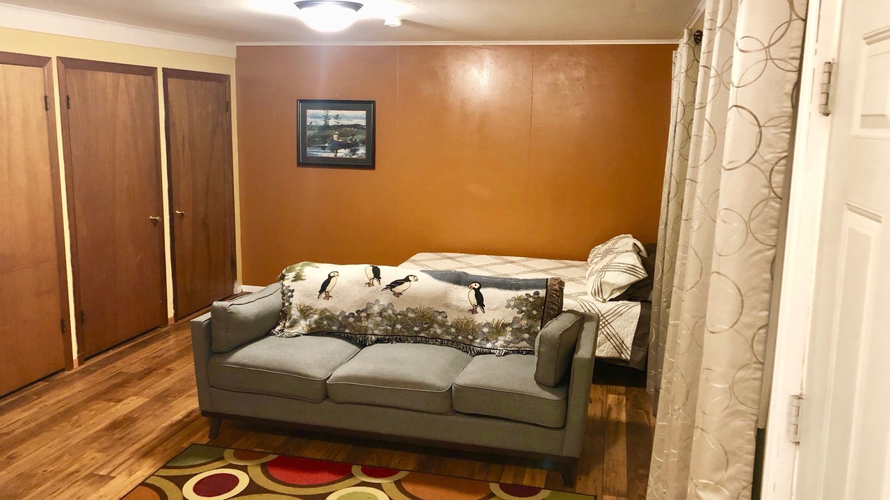Photo of Bedroom in Kodiak