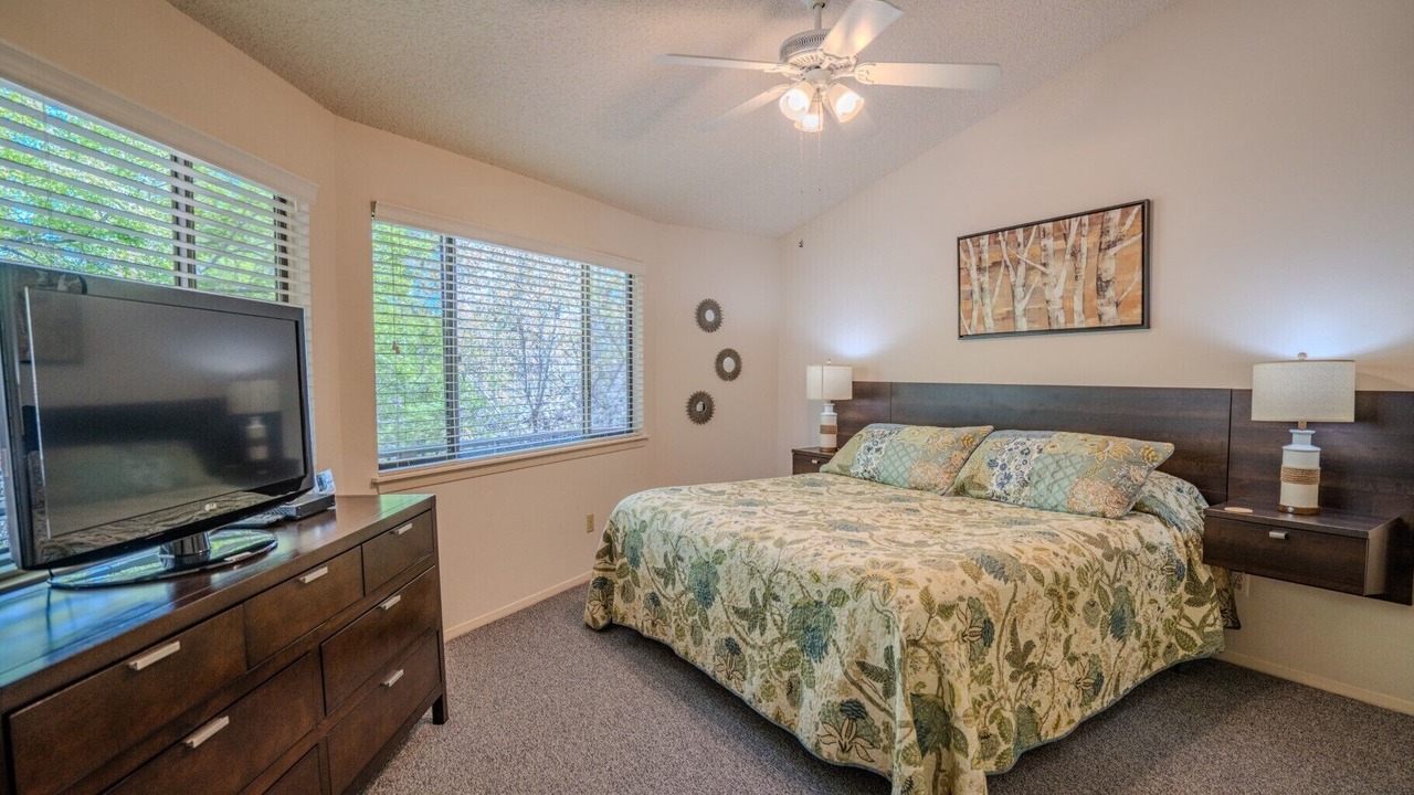Photo of Bedroom in Lakeway