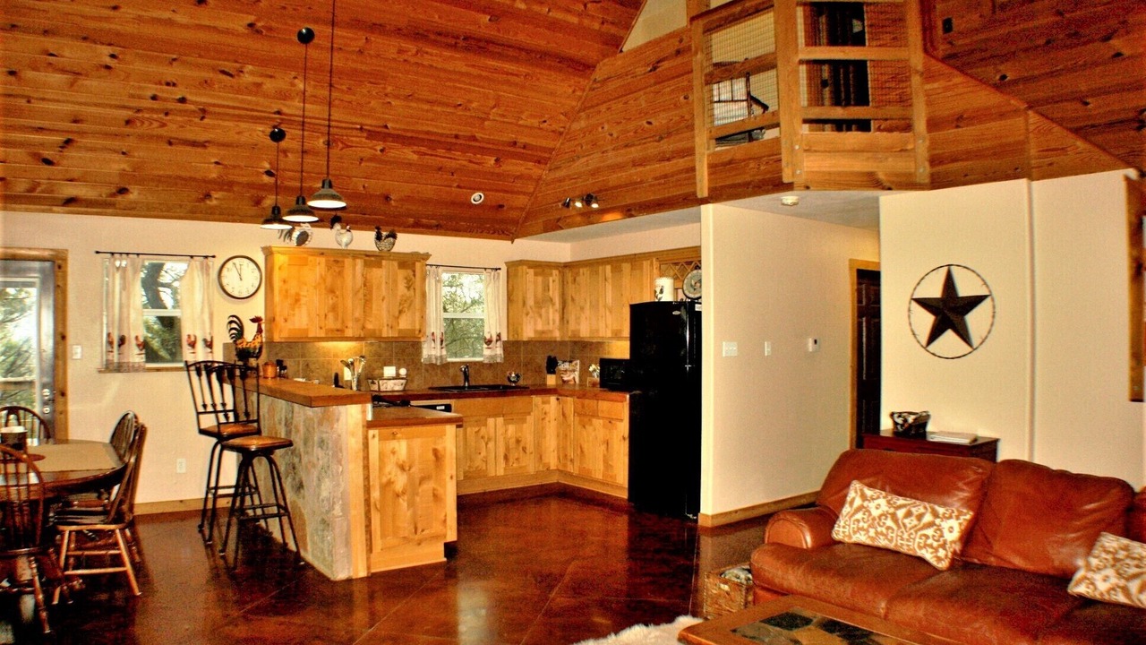 Photo of Livingroom in Jonestown