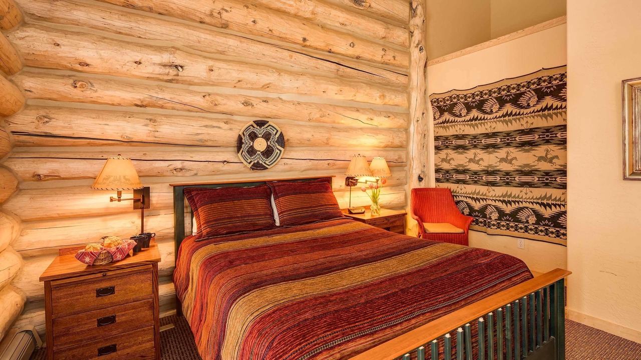 Photo of Bedroom in Sunbeam Estates