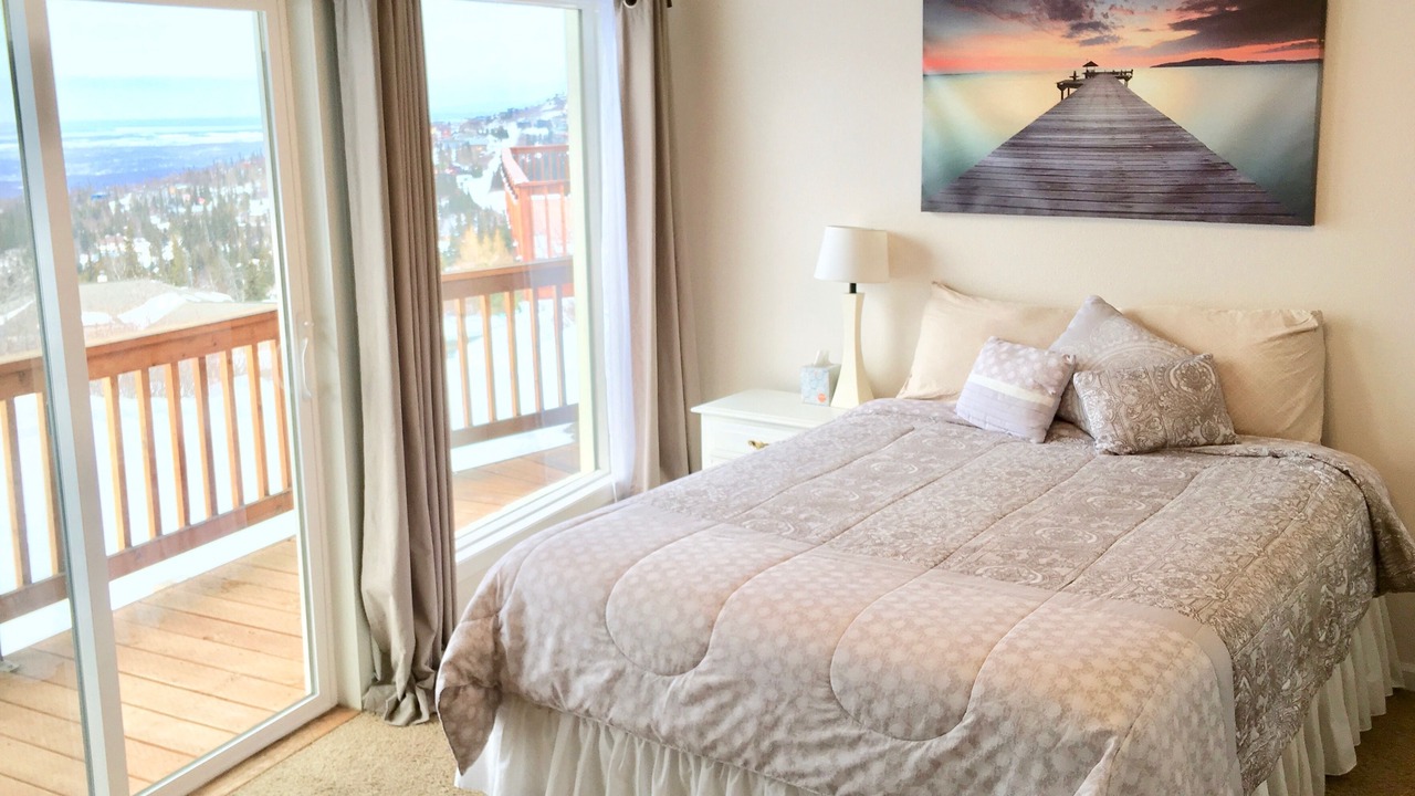 Photo of Bedroom in Hillside East