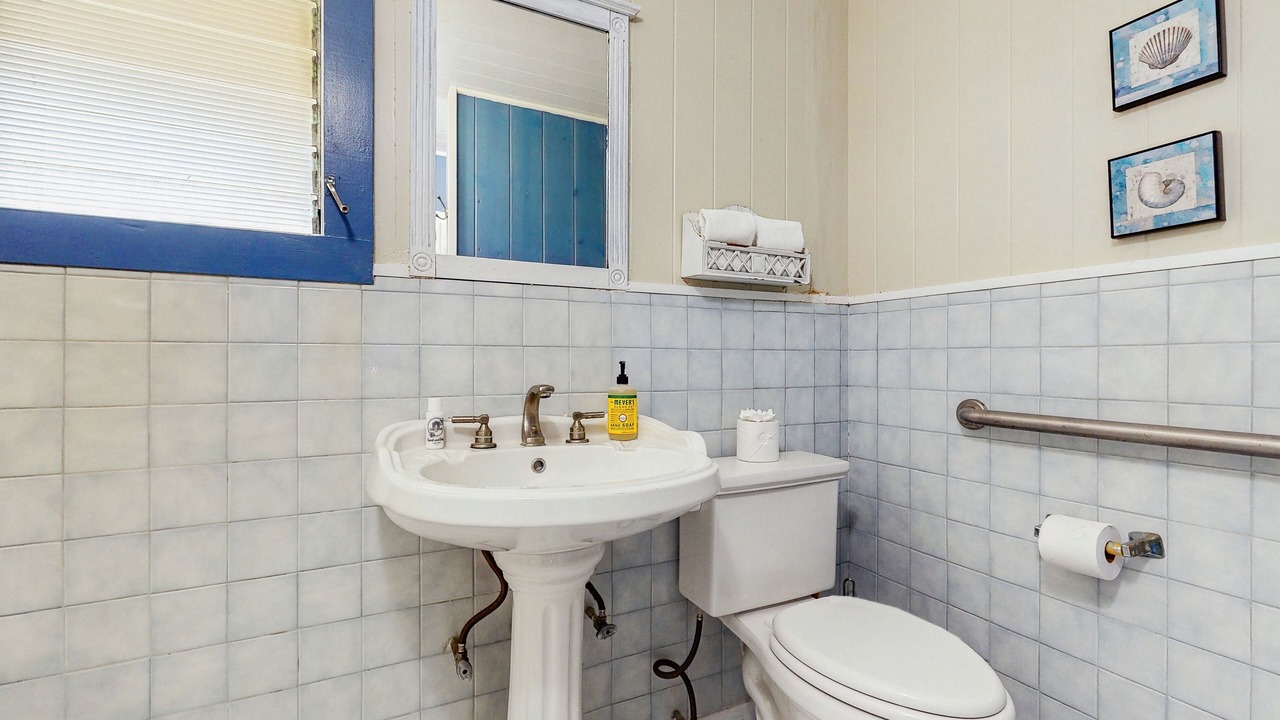 Photo of Bathroom in Papaikou