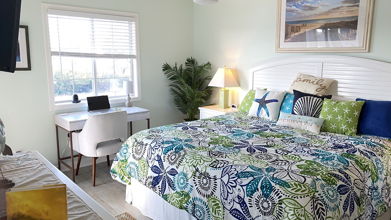 Photo of Bedroom in Little River